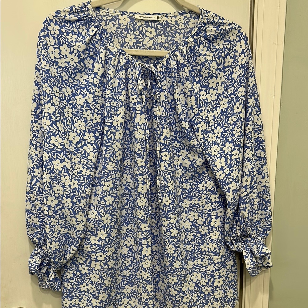 Staccato Blue and White Floral Blouse